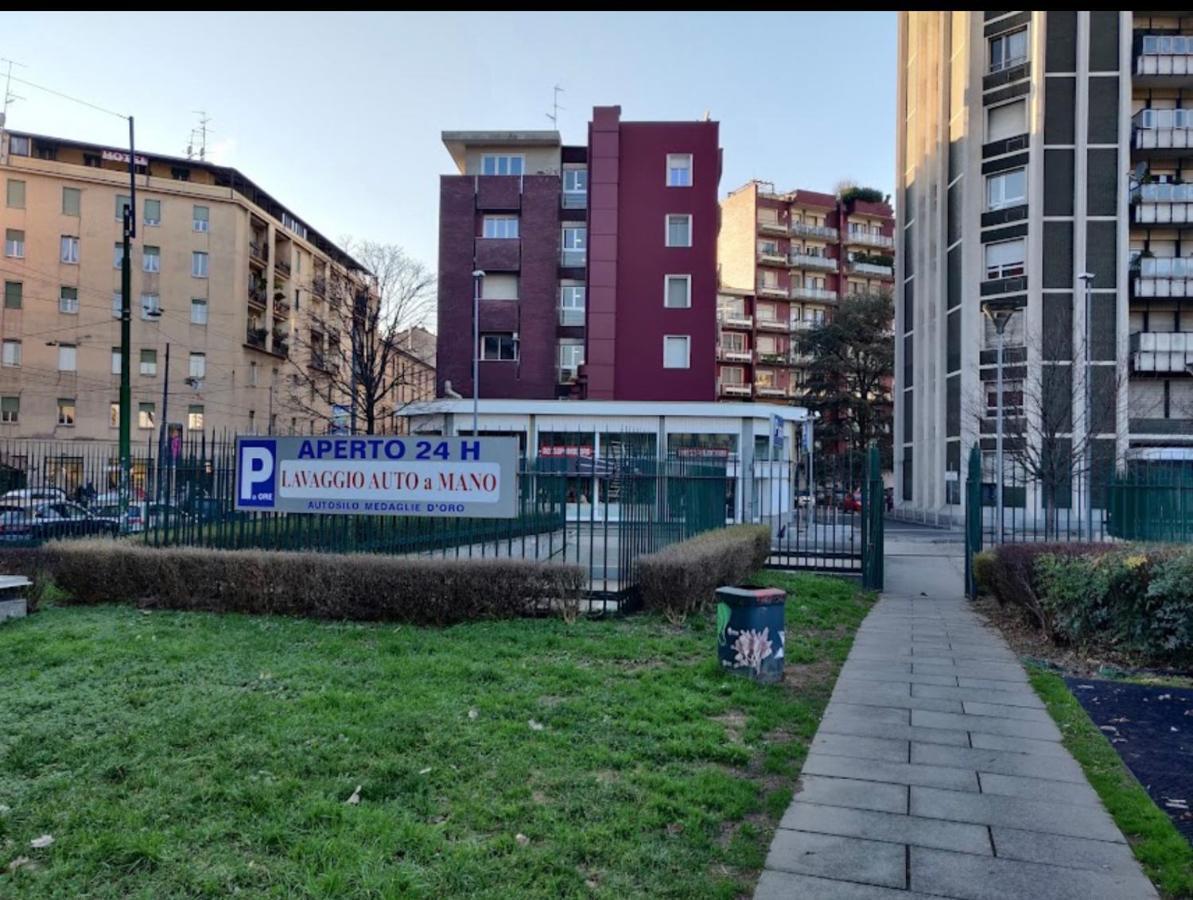 Glamour Liberty Apartment Sabotino38 Milano Exteriör bild